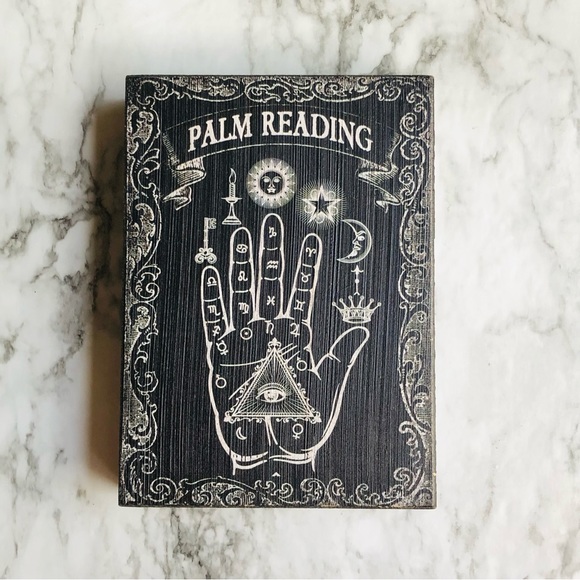 Palm Reading Hamsa Hand Sign - Picture 9 of 15